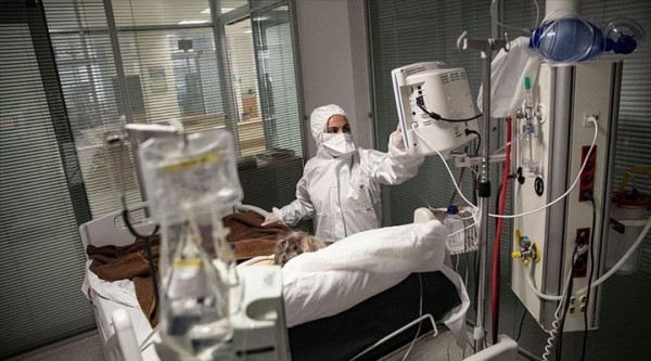 Türkiye'de Son 24 Saatte Çin Virüsü Nedeniyle 214 Kişi Hayatını Kaybetti