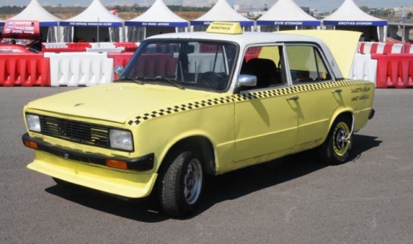 1989 Model Serçe Sürücüsüz Taksi Oldu