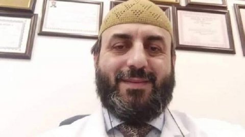 Aşı Yaptırmayan Doktor Çin Virüsü Nedeniyle Hayatını Kaybetti