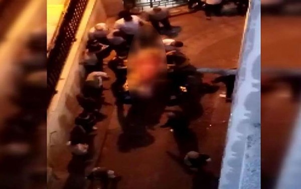 İstanbul'da Afgan Bir Kadın Sokak Ortasında Öldürüldü