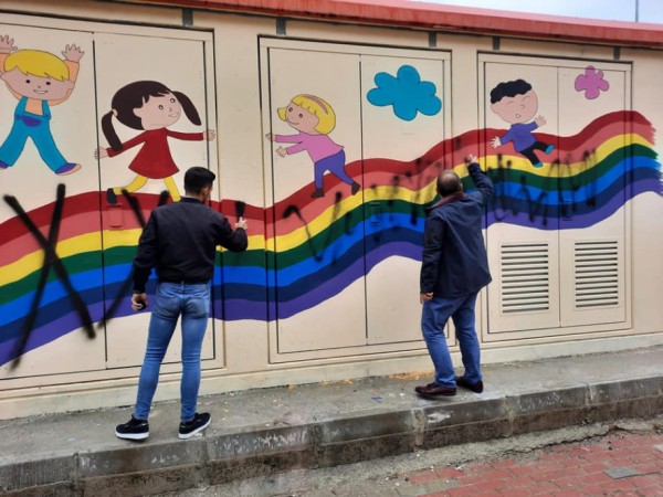 Ülkü Ocakları Gemlik'te Gökkuşağının Üzerini LGBT Korkusuyla Boyadı