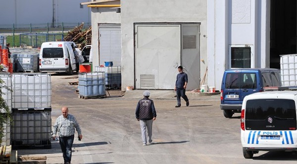 Asit Kuyusuna Düşen İşçi ve Fabrika Sahibi Yaşamını Yitirdi