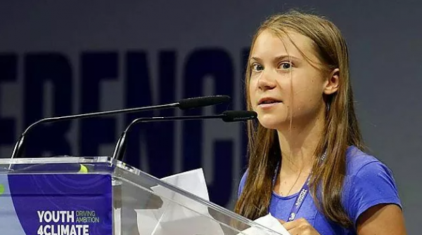 Çevre Aktivisti Greta Thunberg Ortaya Çıktı