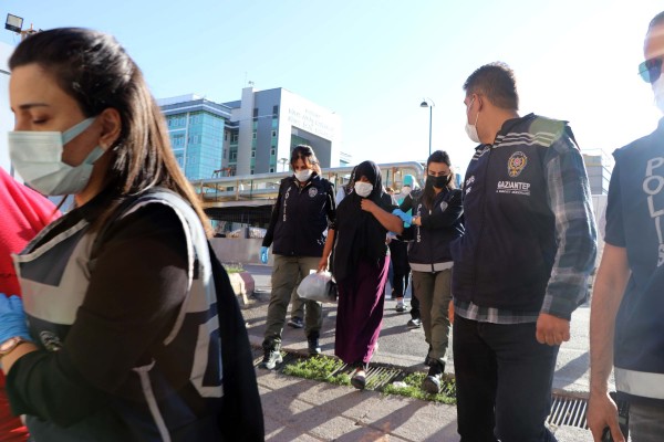 Gaziantep'te Cinsel İlişki Vaadiyle 79 Kişi Dolandırıldı