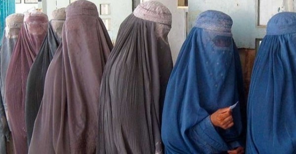 Taliban Kadınların Üniversiteye Girişini Yasakladı