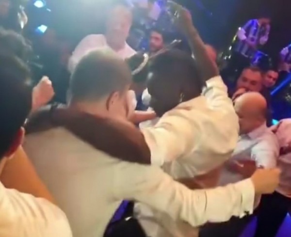 Balotelli'den Çiftetelli Performansı