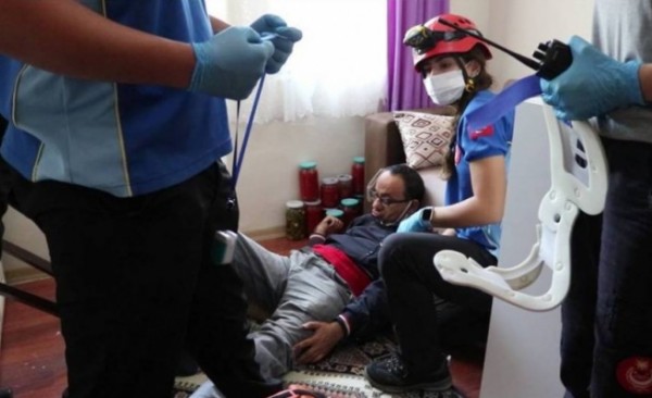 Depremde Engelli Kurtarma Tatbikatı: Artık Seni Duyuyorum