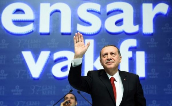 Emniyet'e Ait Bina Önce MEB'e Sonra Ensar'a Verildi
