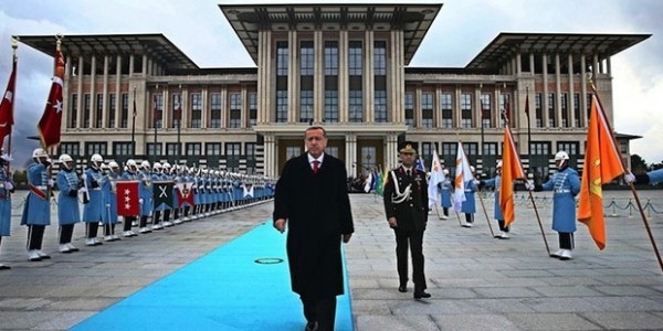 Saray'ın Giderleri Dudak Uçuklattı: Günde 7 Milyon 870 Bin 534 TL