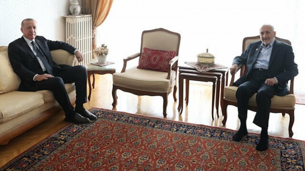 Adını Oğuzhan Asiltürk Olarak Değiştiren Durmuş Durduyan Öldü
