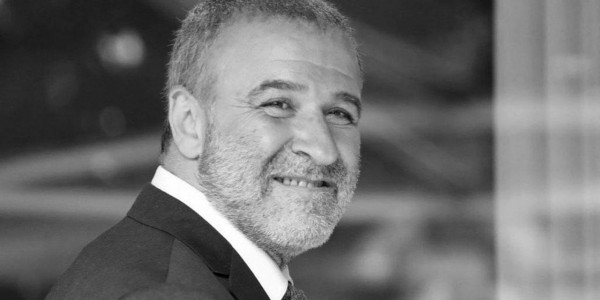 Hayy Kitap'ın Sahibi Çin Virüsü'ne Yenildi