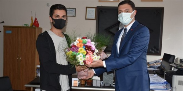 Öğretmeni Sınıftan Kovan Kaymakam Özür Diledi