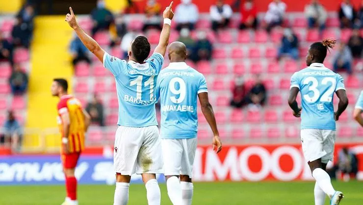 Trabzonspor Kayserispor'u 2-1 Mağlup Etti