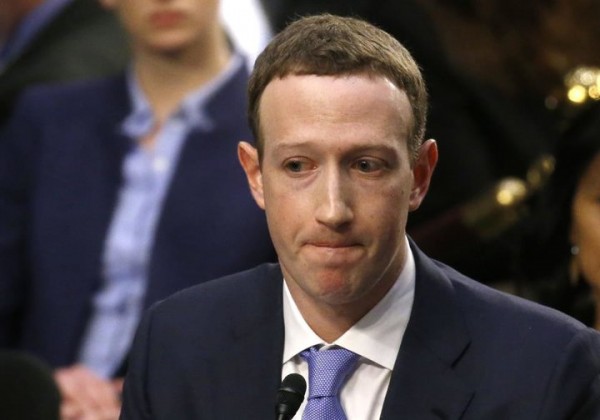 Facebook CEO'su Zuckerberg'un 3 Saatte Milyonlarca Doları Eridi
