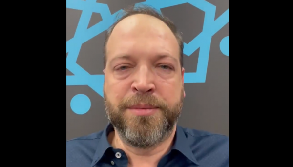 Fatih Tezcan'dan Ağlaya Ağlaya 'Kürtaja Hayır' Videosu