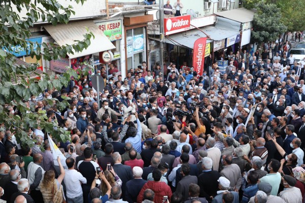 Akşener Adıyaman'da: Meydan Miting Alanına Döndü