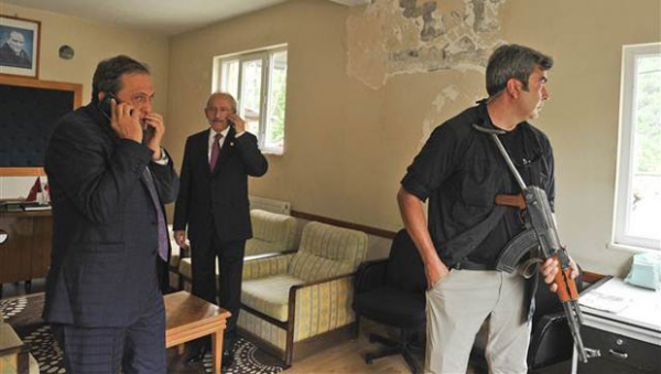Saadettin Tantan: Siyasi Cinayet İddialarını İktidar Yayıyor