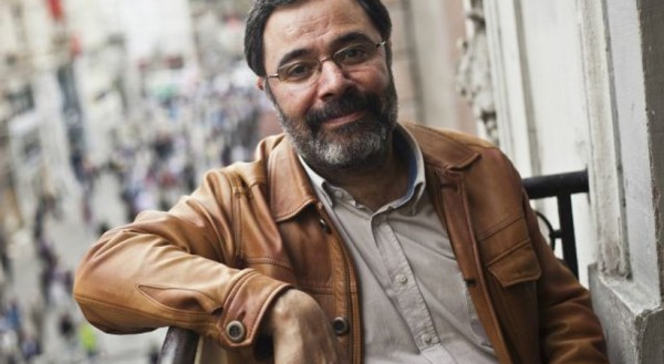 Ahmet Ümit: Artık Demokratik Bir Türkiye Mümkün