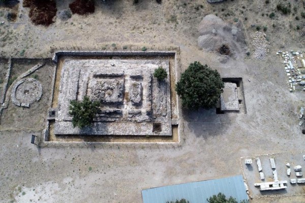 Çanakkale’de 2000 Yıl Öncesine Ait Bir Sunak Keşfedildi