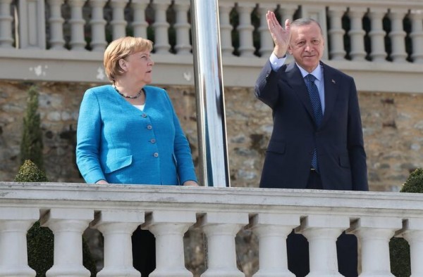 Merkel'den Veda Ziyareti