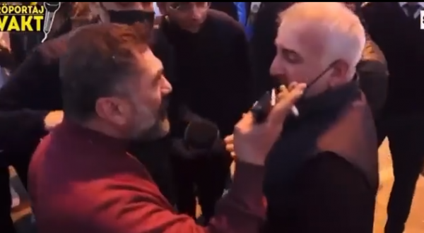 'Ulan Ülkemde Mülteci Ettiniz Beni Be!'