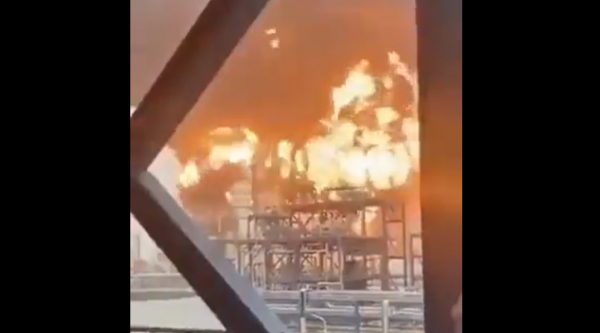 Kuveyt'te Petrol Rafinerisi Yangını