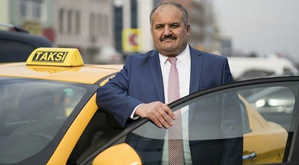 İBB'nin Taksi Plakası Hamlesine Taksiciler Odası Başkanı Aksu'dan İtiraz