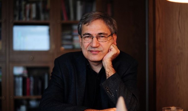 NASA, Orhan Pamuk'u Uzaya Gönderdi