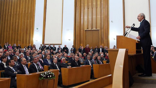 CHP'den AKP'ye 14 Tezkere Sorusu