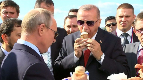 Ruslar Büyükelçi Krizinden Memnun