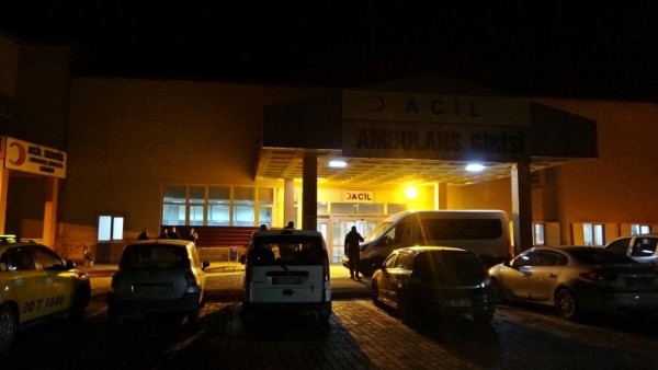 Yüksekova'da Askeri Araç Kazası: 1 Asker Şehit, 2 Asker Yaralı