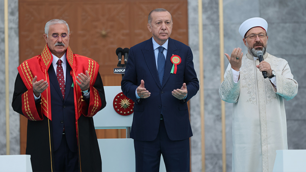 Diyanet Cuma Hutbesinde Atatürk'ün Adını Anmadı