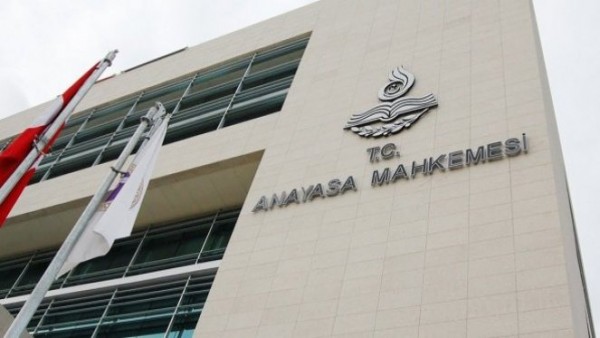 AYM'den Keyfi Erişim Engeli Kararına Engel