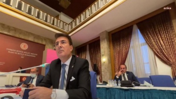 AKP'li Vekil: Bizden Önce Doğalgaz Kaç Vilayetteydi? Bizden Önce Ne Vardı?