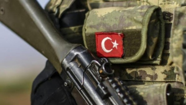 Şanlı Türk Ordusu Fotokapana Yakalanan Kürtçü Teröristleri İmha Etti