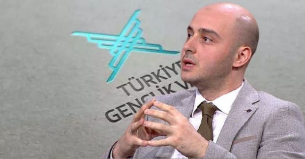 THY, TÜGVA'ya Selman Öğüt'ün Programı İçin 1500 Bedava Bilet Vermiş