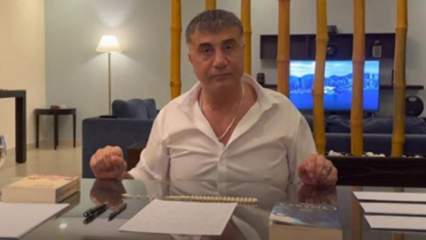 Peker: Yemin Ederim Açık Saçık Filmlerde Böyle Sahneler Görmedim