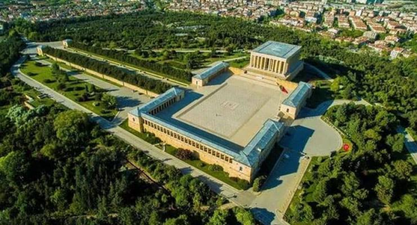 'Yeliz'in 10 Kasım Paylaşımı Tepki Çekti
