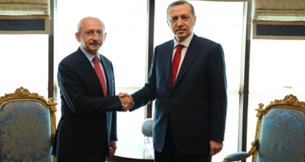 Son Ankette CHP AKP'nin Ensesinde