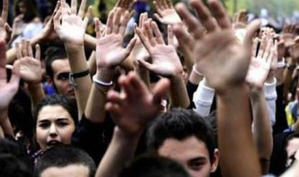 Abbas Güçlü: Daha Çok Eğitim Almanın Ödülü İşsizlik Olmamalı!