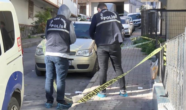 Boşanma Aşamasında Olduğu Eşini Vahşice Katletti