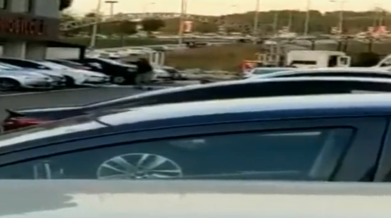 Bağcılar'da Oto Galeride Çatışma: 3 Kişi Öldürüldü