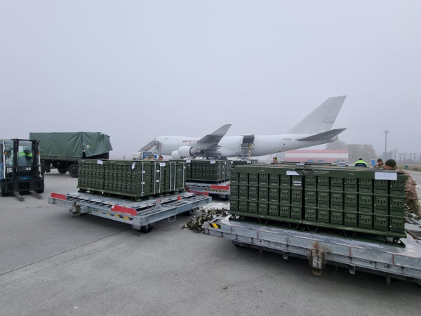 ABD'den Ukrayna'ya 80 Ton Cephane