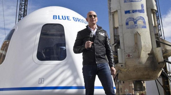 Jeff Bezos: Gelecekte İnsanlar Uzayda Doğacak