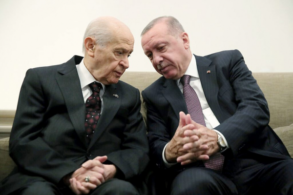 'İktidar Baharda Yarı Başkanlık İsteyecek'