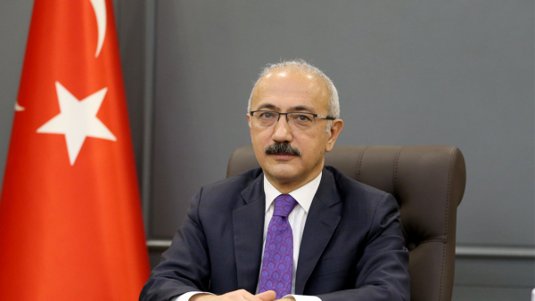 Lütfi Elvan: Döviz Kuru İstikrara Kavuşacak