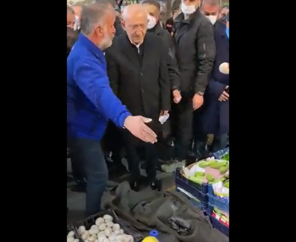 Kılıçdaroğlu İle 'Montuma Basıp Geçin' Diyen Esnafın Diyalogu