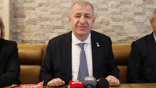 Özdağ: Türkiye'de Henüz Bir Seçim Atmosferi Yok