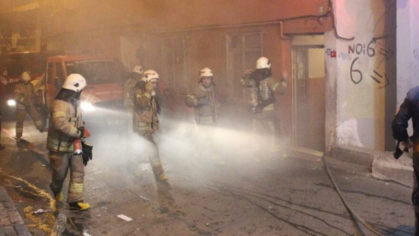 Suriyeliler Ev Sahibi İle Tartıştı: İki Evi Ateşe Verdiler