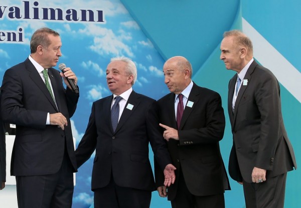 AKP'li Vekil 5'li Çeteyi Savundu: Hans Alsaydı İyi Miydi?